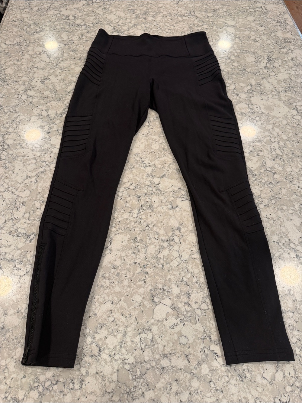 Athleta Black Delancey moto tight Ribbed Leggings with bottom zip size M